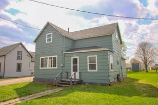 425 Aurora Ave, Lowry, MN 56349 - Photo 2