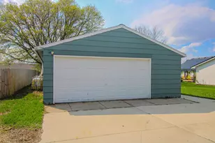 425 Aurora Ave, Lowry, MN 56349 - Photo 6