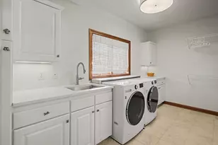 14250 Trace Ridge Rd, Wayzata, MN 55391 - Photo 22