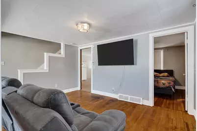 1004 E Main Street, Caledonia, MN 55921 - Photo 14