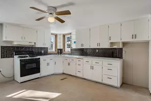 1004 E Main St, Caledonia, MN 55921 - Photo 16