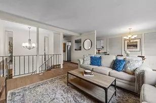 11208 Vessey Cir, Bloomington, MN 55437 - Photo 8