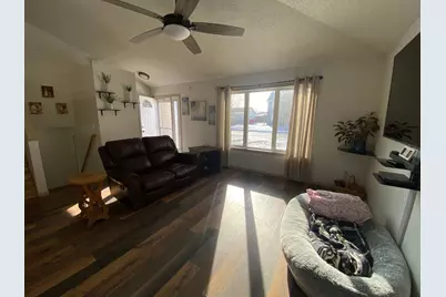 517 Elliot Drive SE, Grand Meadow, MN 55936 - Photo 4