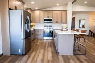 1961 S Shore Dr, Worthington, MN 56187 - Photo 10