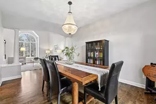 7424 Moccasin Trail, Chanhassen, MN 55317 - Photo 14