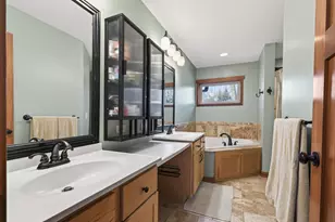 900 Sunset Dr S, Minnetonka, MN 55305 - Photo 22