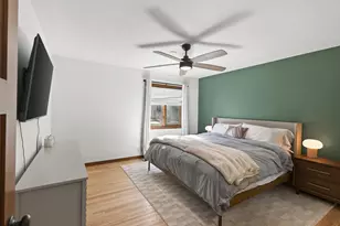 900 Sunset Dr S, Minnetonka, MN 55305 - Photo 20