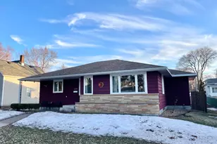 208 E 5th St, Redwood Falls, MN 56283 - Photo 2
