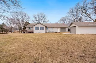 811 Burton Ln, Fairmont, MN 56031 - Photo 40