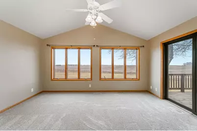 811 Burton Lane, Fairmont, MN 56031 - Photo 10