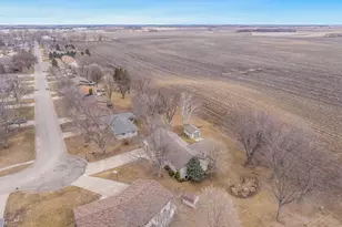 811 Burton Ln, Fairmont, MN 56031 - Photo 52