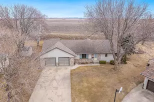 811 Burton Ln, Fairmont, MN 56031 - Photo 54