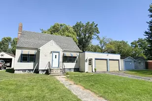 207 E Duroe St, Jeffers, MN 56145 - Photo 2