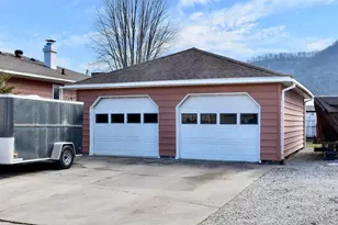 361 Orrin St, Winona, MN 55987 - Photo 28