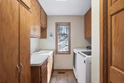 2536 Bridle Creek Trail, Chanhassen, MN 55317 - Photo 26