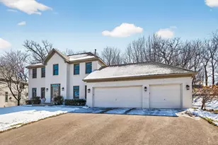 2536 Bridle Creek Trail, Chanhassen, MN 55317 - Photo 1