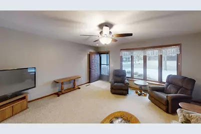 1823 Lakewood Avenue, Albert Lea, MN 56007 - Photo 4