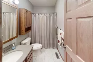 1823 Lakewood Ave, Albert Lea, MN 56007 - Photo 14