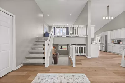 950 Lake Susan Drive, Chanhassen, MN 55317 - Photo 6