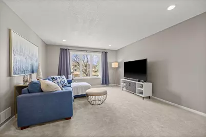 950 Lake Susan Drive, Chanhassen, MN 55317 - Photo 14