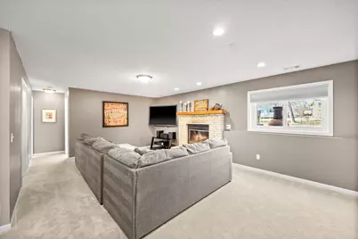 950 Lake Susan Drive, Chanhassen, MN 55317 - Photo 22