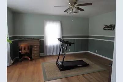 405 Clary Street W, Worthington, MN 56187 - Photo 12