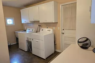 405 Clary Street W, Worthington, MN 56187 - Photo 12