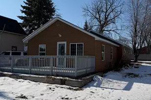 820 S Sixth Street S, Lake City, MN 55041 - Photo 2