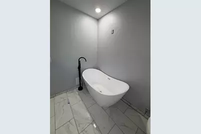 820 S Sixth Street S, Lake City, MN 55041 - Photo 14