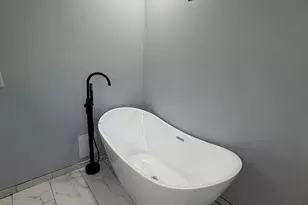 820 S Sixth Street S, Lake City, MN 55041 - Photo 14