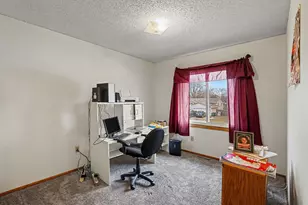 10216 Erskin St NE, Circle Pines, MN 55014 - Photo 12