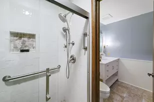 260 Westview Dr, West Saint Paul, MN 55118 - Photo 6