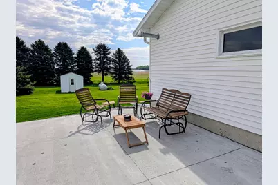 3030 60th Avenue NW, Montevideo, MN 56265 - Photo 4