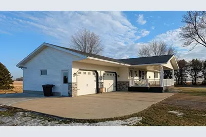 3030 60th Avenue NW, Montevideo, MN 56265 - Photo 4