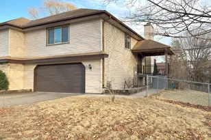 2545 Cedar Hills Dr, Hopkins, MN 55305 - Photo 18