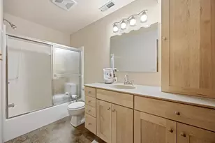 326 10th Ave S, Fargo,  58103 - Photo 26