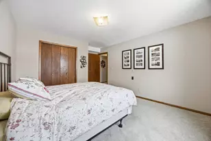 326 10th Ave S, Fargo,  58103 - Photo 20