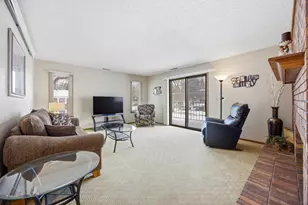 326 10th Ave S, Fargo,  58103 - Photo 10