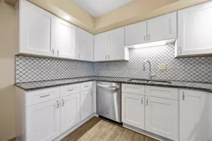 326 10th Ave S, Fargo,  58103 - Photo 16