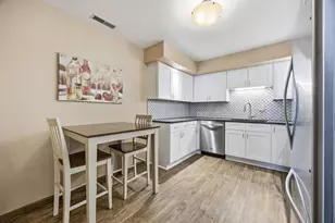 326 10th Ave S, Fargo,  58103 - Photo 14