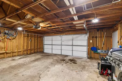 2721 Xerxes Avenue N, Robbinsdale, MN 55422 - Photo 26