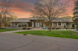 11465 Keystone Ct, Minnetonka, MN 55305 - Photo 1