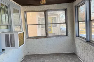 1438 Stanford Ave, Saint Paul, MN 55105 - Photo 2