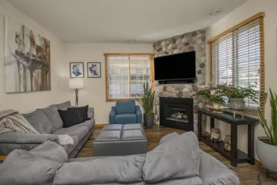 2066 Mockingbird Avenue, Shakopee, MN 55379 - Photo 2