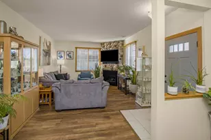 2066 Mockingbird Ave, Shakopee, MN 55379 - Photo 4