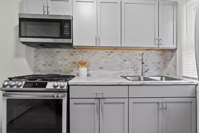 3934 Washburn Avenue N, Minneapolis, MN 55412 - Photo 4