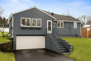 2864 Aglen St, Roseville, MN 55113 - Photo 30