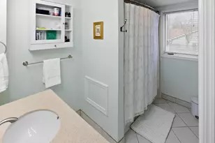 2864 Aglen St, Roseville, MN 55113 - Photo 18