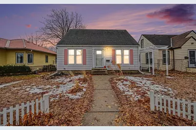 1108 California Avenue, Saint Paul, MN 55108 - Photo 2