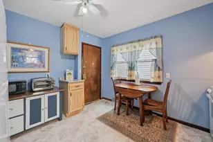 896 Jessamine Ave E, Saint Paul, MN 55106 - Photo 6